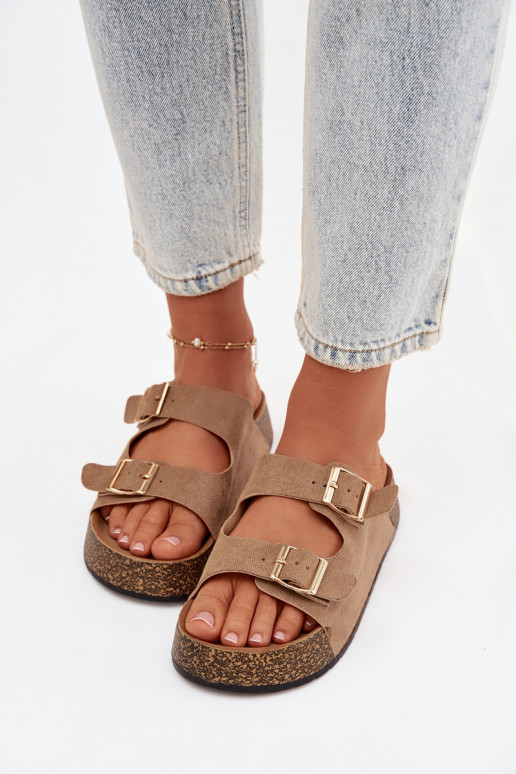 zapatillas de mujer con una plataforma Ze color doradomi con hebillasmi beige Tovessa