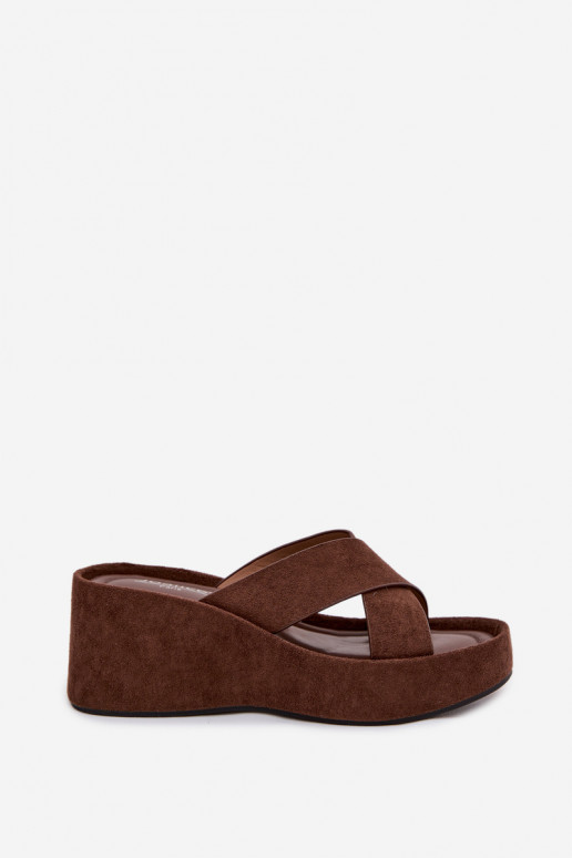 zapatillas de mujer en una cuñade gamuza ecológicau CzekoladoAe Calorine