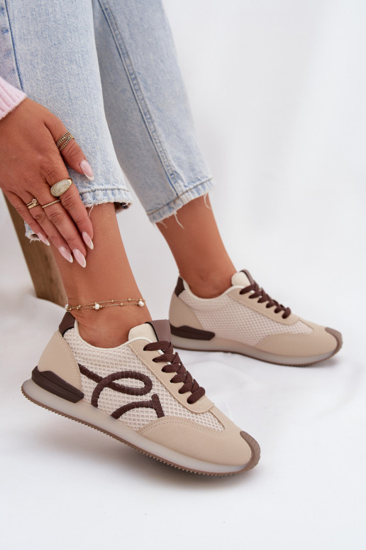 Zapatillas modelo zapatos. zapatillas Femenino beige-color marrón Tarlisse