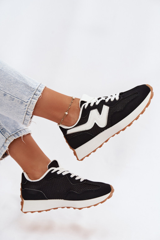 zapatillas Femenino con una plataforma de color negro Janelora