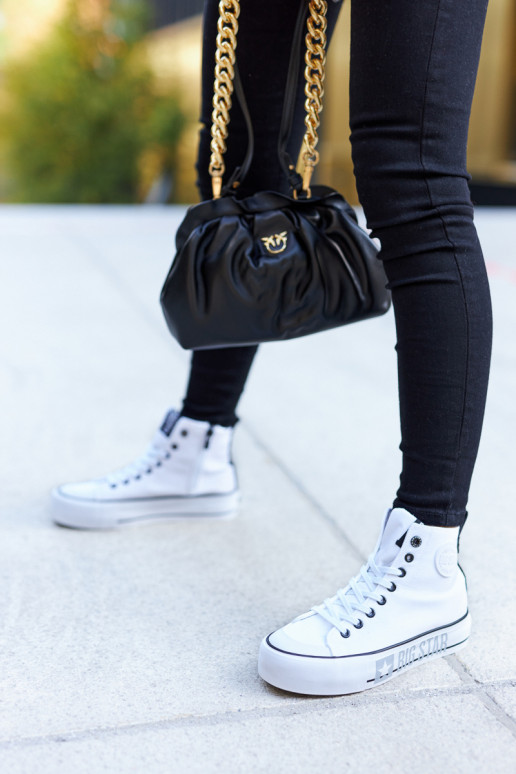 Zapatillas con plataforma alta Big Star II274014 el color blanco