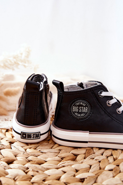 Zapatos infantiles con suela. BIG STAR II374003 de color negro