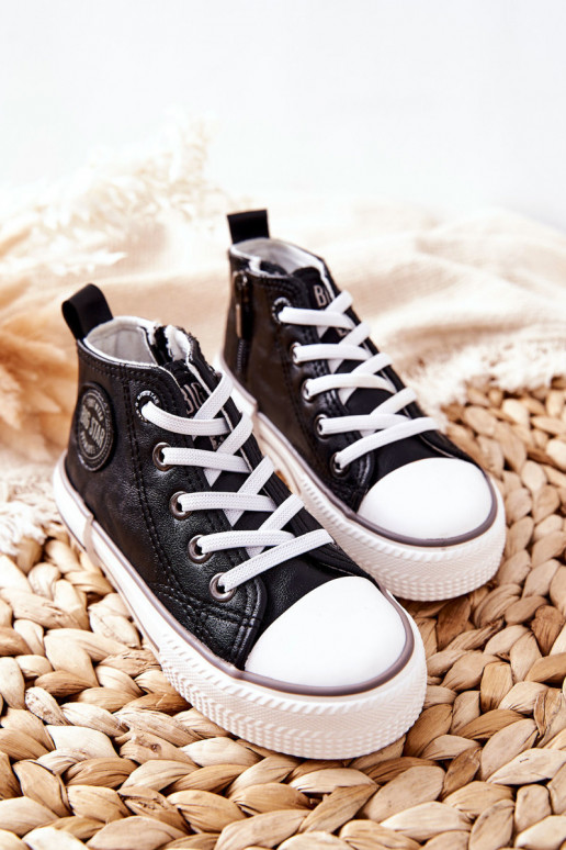 Zapatos infantiles con suela. BIG STAR II374003 de color negro