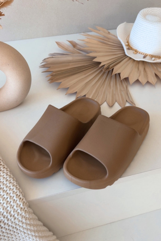 Zapatillas marrones para mujer Olyria con plataforma