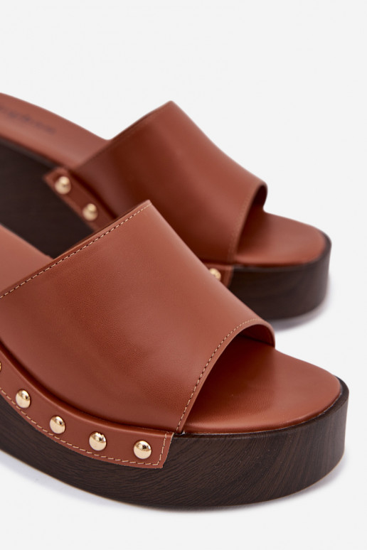 Chanclas de plataforma color dorado Arionne, marrones