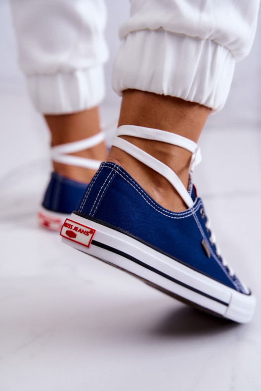 Femenino modelo clásico zapatos casuales Cross Jeans JJ2R4012C azul oscuro