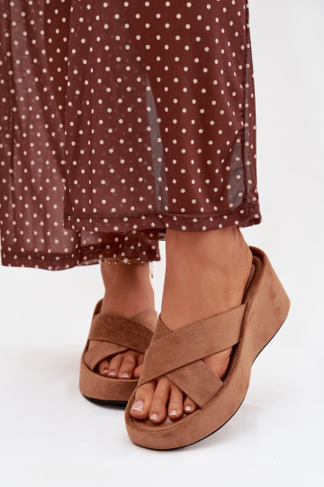 Zapatillas de mujer "Calorine" en color marrón de ante sintético con plataforma 2