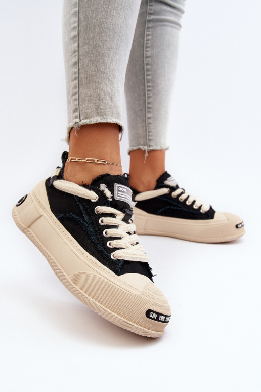 Femenino Zapatillas modelo zapatos. GOE NN2N4061 de color negro