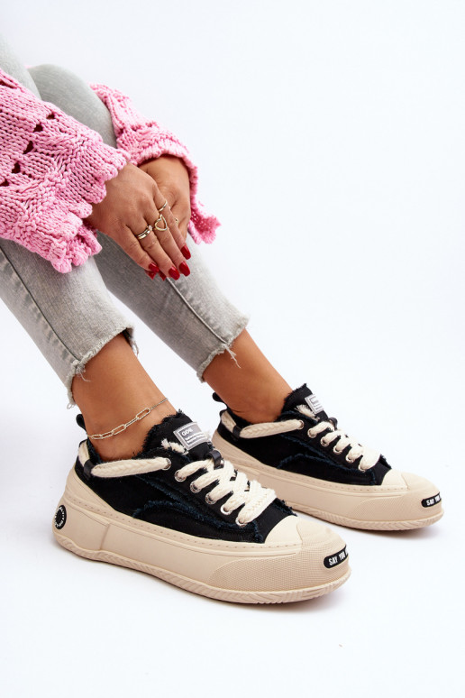 Femenino Zapatillas modelo zapatos. GOE NN2N4061 de color negro