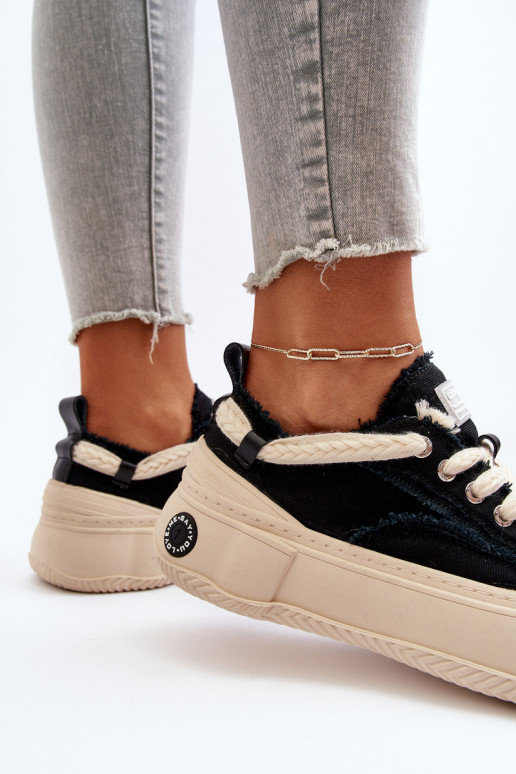 Femenino Zapatillas modelo zapatos. GOE NN2N4061 de color negro