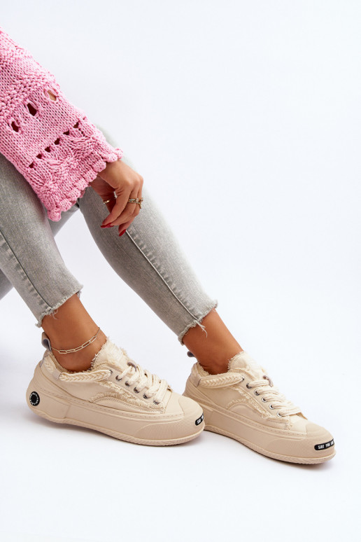 Femenino Zapatillas modelo zapatos. GOE NN2N4060 beige