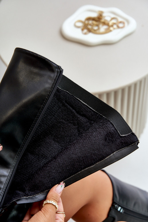 Femenino calentamiento botas con tacones anchos con hebillas doradas de color negro Arsisna