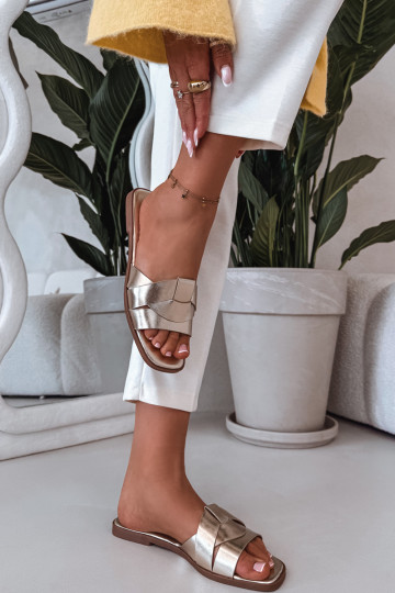 Zapatillas apartamento de mujeres con rayas color dorado Tiene querissae