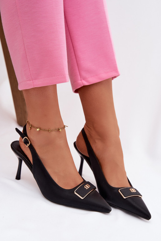 sandalias de tacón alto Femenino Con decoraciones Detalem de color negro Lurella