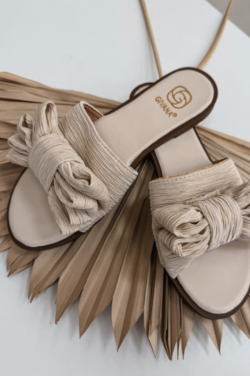 zapatillas de mujer con tacones anchos con cintas beige Amivelle