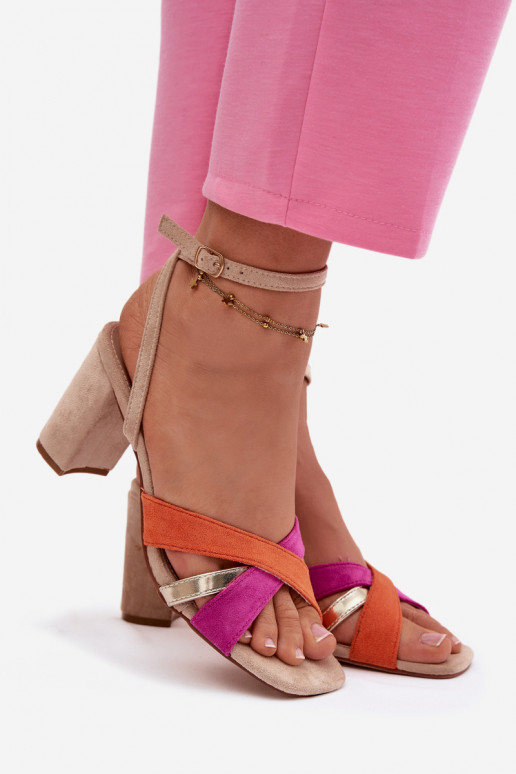 Sandalias de tacón alto para mujer. con rayas de gamuza ecológicaoAe beige Karilora