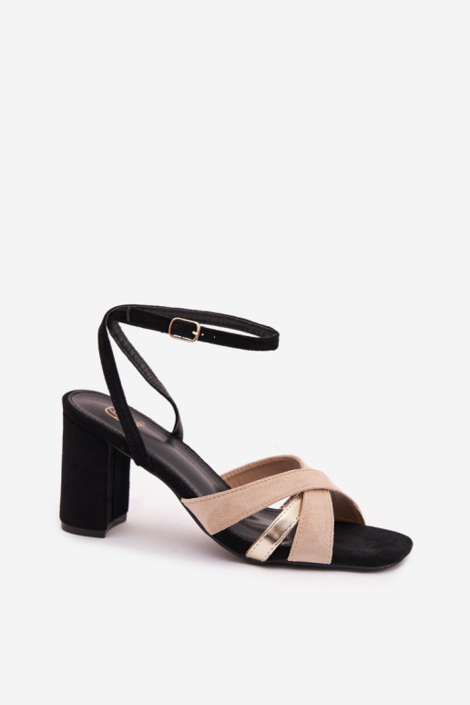 Sandalias de tacón alto para mujer. con rayas de gamuza ecológicaoAe de color negro Karilora