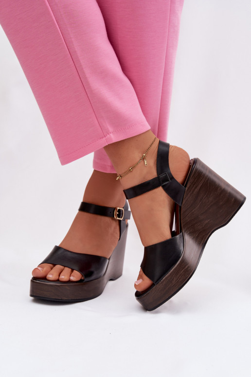 Sandalias de mujer en una cuña Eko Piel de color negro Parilisse