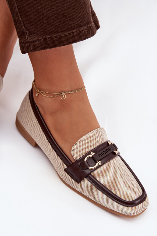 Mocasines de mujer color marrón arena con elementos decorativos "Evelora"