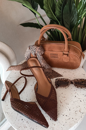 Sandalias "Hanelis" color marrón con elementos de encaje y tacones delgados 2