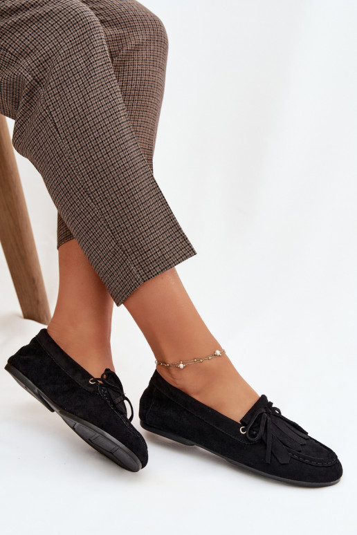 Mocasines Glorina negros para mujer con detalles elegantes y flecos