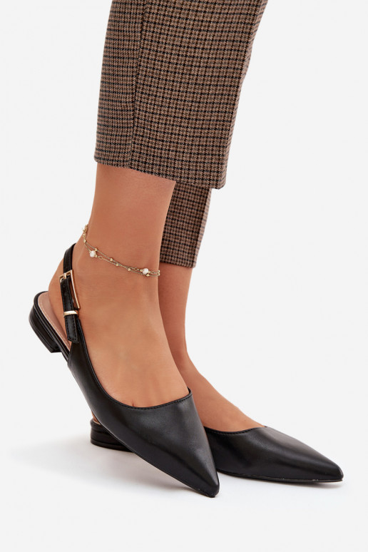 Bailarinas Iverelle negras con hebillas doradas