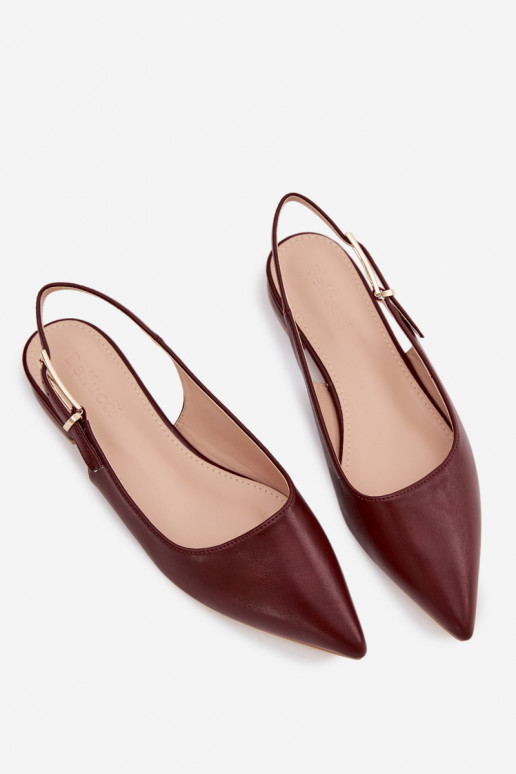 Bailarinas Iverelle color burdeos con hebillas doradas