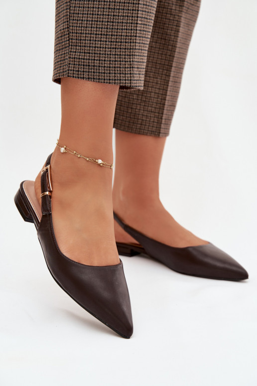 Bailarinas Iverelle color chocolate con hebillas doradas