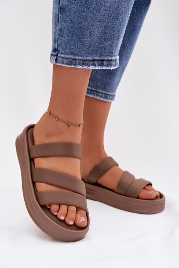 Zapatillas de mujer con plataforma y cintas color caqui Liorine 2