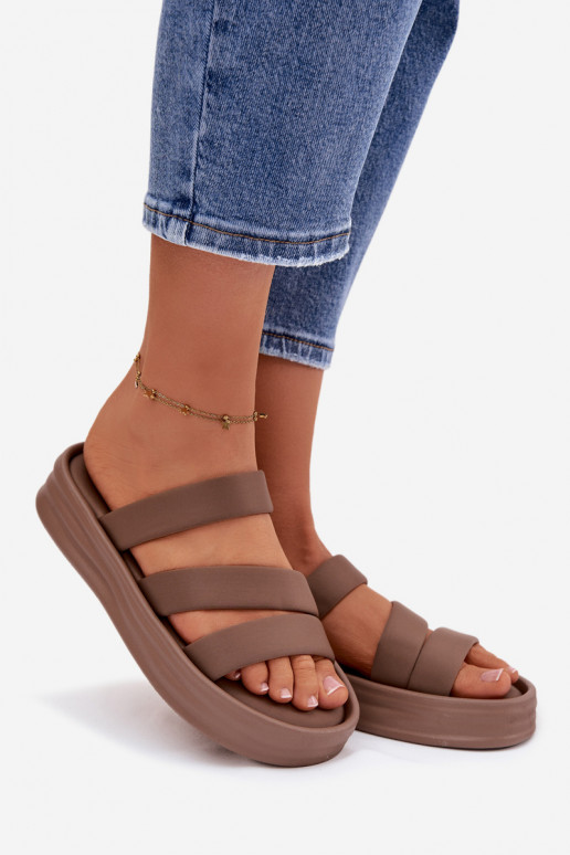  zapatillas de mujer con una plataforma con rayas de color caqui Liorine