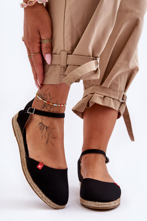 Femenino alpargatas con una plataforma Big Star FF274526 de color negro