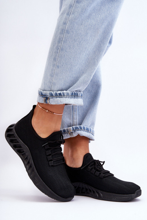 Femenino Un modelo convincente  Zapatillas modelo zapatos. de color negro Venett