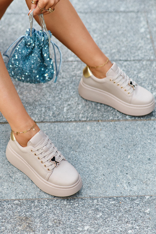 Femenino Piel Zapatillas modelo zapatos. con una plataforma beige Vinceza 66700