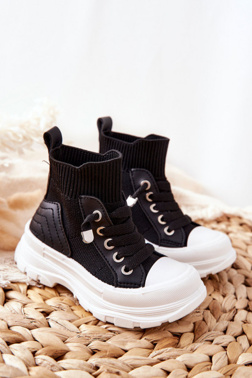 Zapatos de ocio para niños. de color negro Best Of Joy