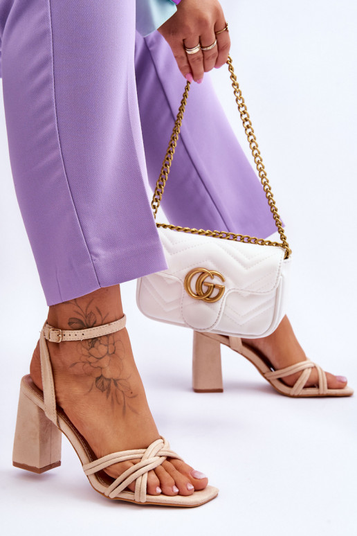 modelo clásico Sandalias de ante con tacones beige Bernett