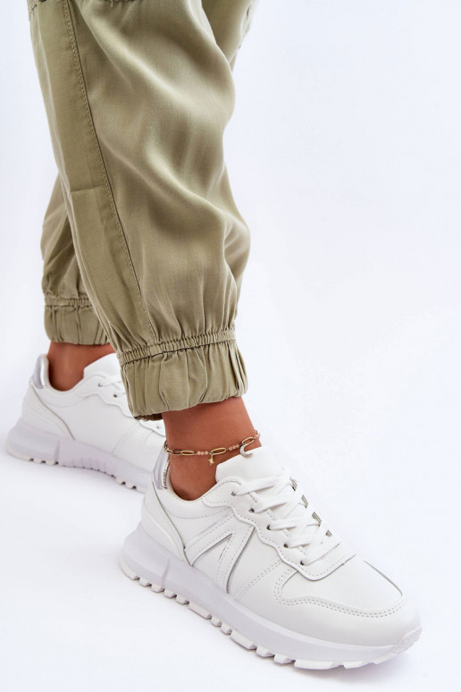 Piel Femenino zapatillas el color blanco Kabama