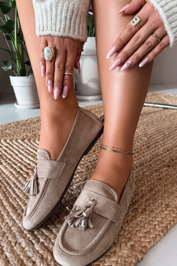 Mocasines de mujer con borlas color arena 2