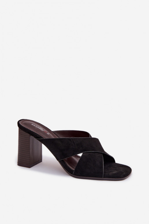 zapatillas de mujer con tacones de color negro Denessa