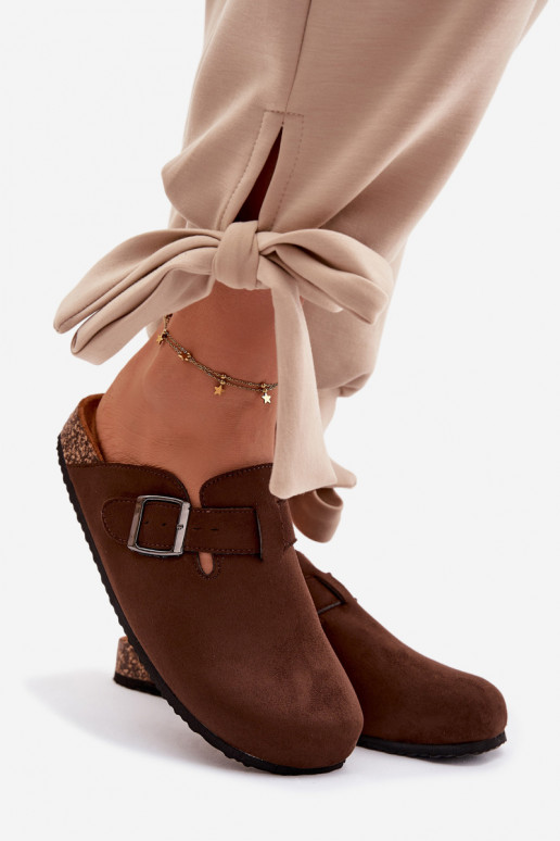 Zapatillas Zuecos Femenino con hebillas CzekoladoAe Delirisse