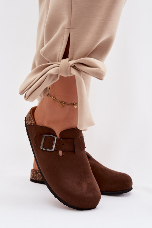 Zapatillas Zuecos Femenino con hebillas CzekoladoAe Delirisse