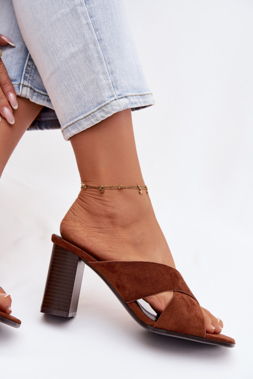 zapatillas de mujer con tacones color marrón Denessa