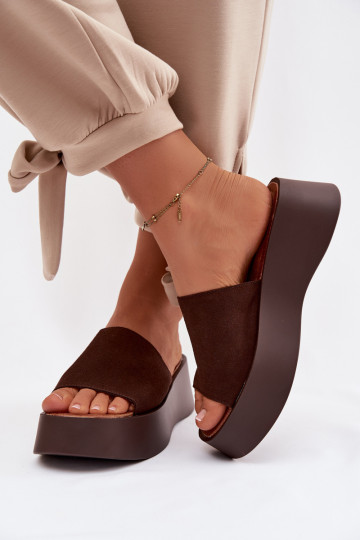Chanclas con plataforma color chocolate Liorisse