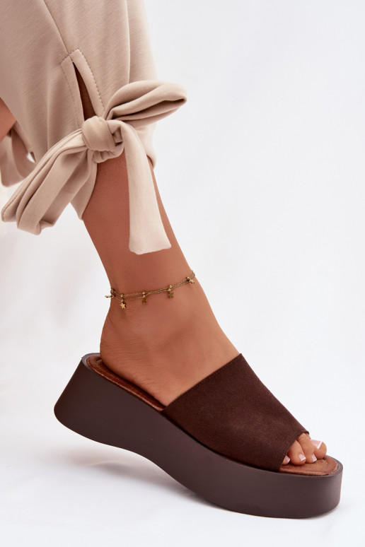 zapatillas de mujer con una plataforma CzekoladoAe Liorisse