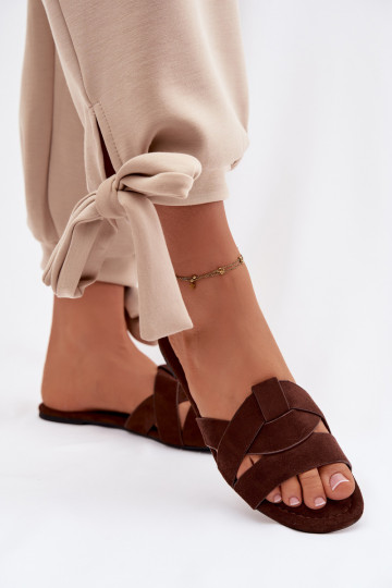 Chanclas planas con tiras color chocolate Pavelle 2