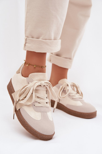 Zapatillas deportivas para mujer con elementos decorativos color arena Kalirina 2