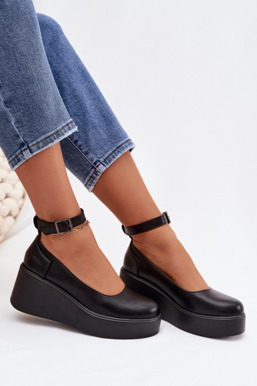 Zapatos de mujer color negro con plataforma y tiras Belvissa
