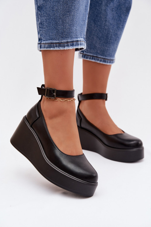 Zapatos de mujer color negro con plataforma y tiras Belvissa