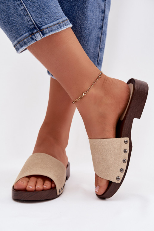 zapatillas de mujer con remaches con tacones anchos beige Amelvessa