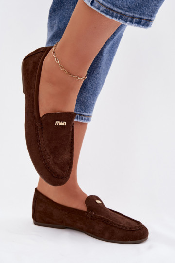 Mocasines de mujer con detalles en color dorado color chocolate Sarivelle