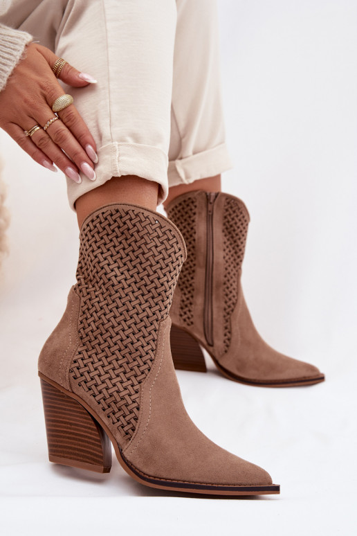 con elementos calados Botas de mujer beige Rivorina